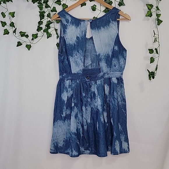 Very J. Tie Dye. Midi Dress. Size Large. EUC - Picture 3 of 12